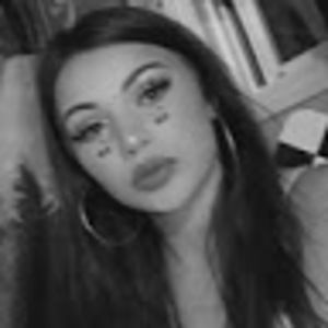 Meet your Posher, Leanne